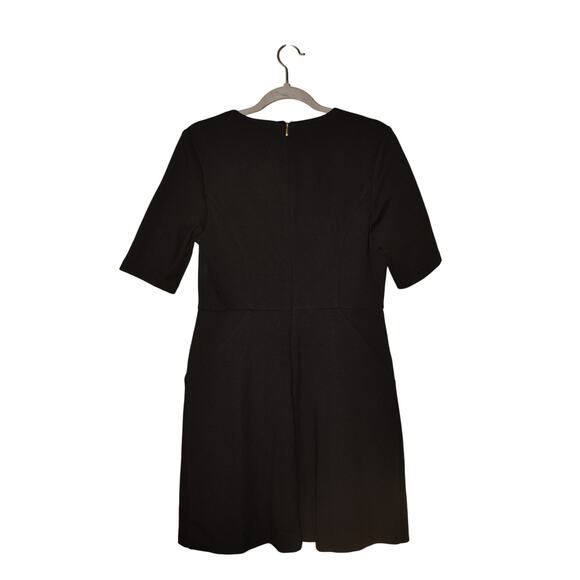 TRINA TURK $298 Black Short Sleeve Ponte‎ Knit Fit & Flare Dress V-Neck Size 8 - Picture 2 of 3